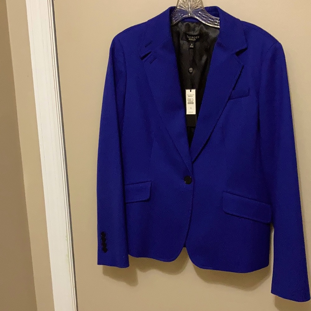 Beautiful Talbots new suit coat. Amazing blue color.